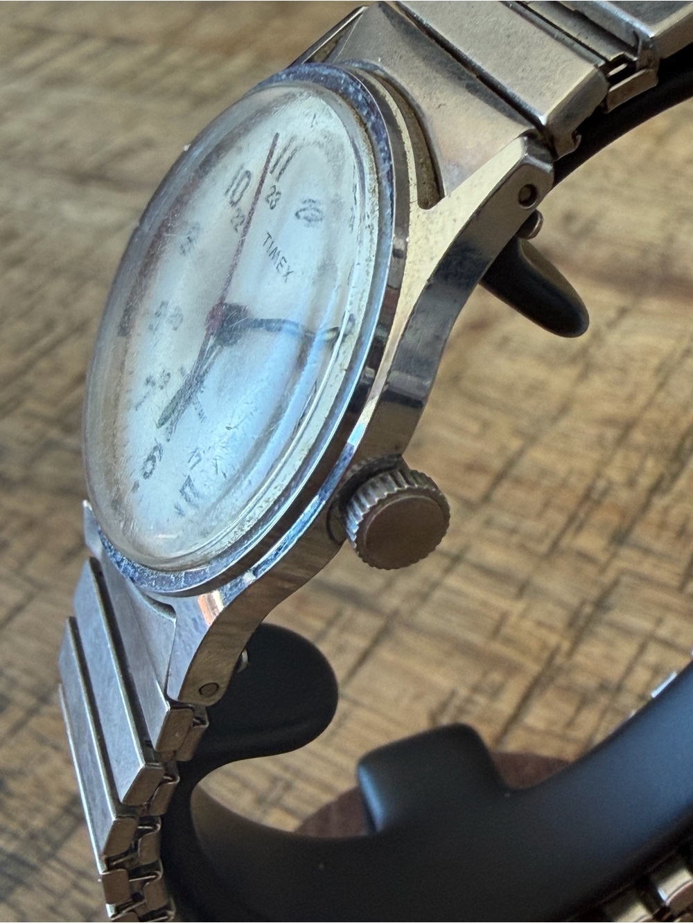 Vintage 1980s Timex Automatic Watch 30.5mm - Stainless Steel Bracelet w/ Date - Picture 4 of 7